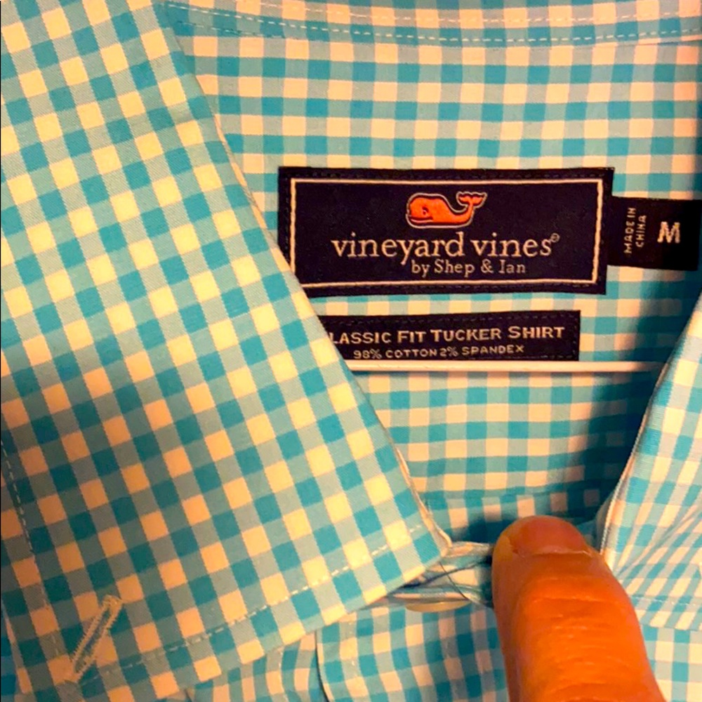 Vineyard Vines Men’s Classic Fit Tucker Shirt